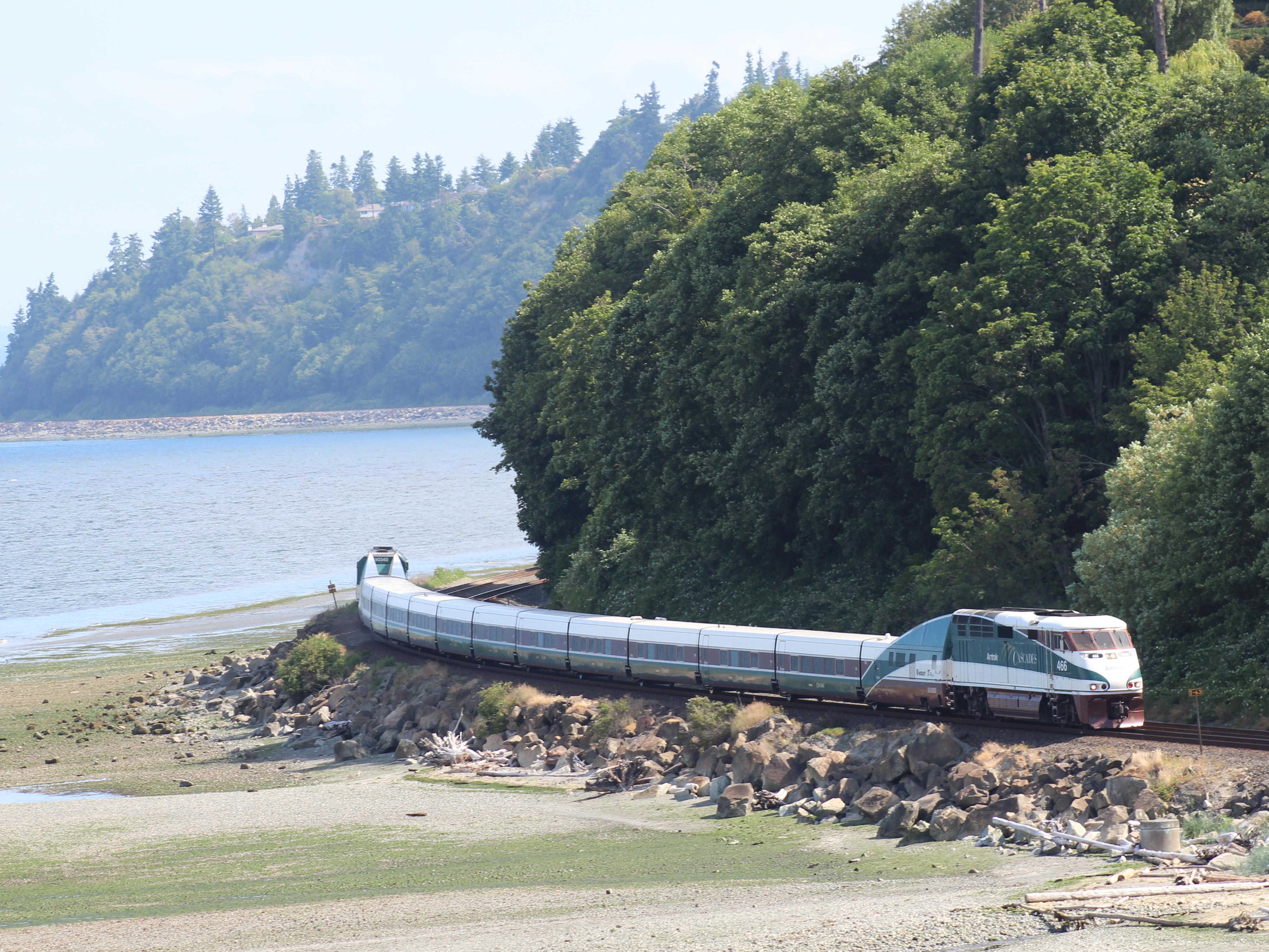 Amtrak Cascades